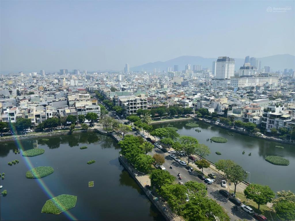 Hàng hiếm 3pn căn hộ trung tâm thành phố chỉ 37tr/m2 đầy đủ nội thất chỉ dọn vào ở