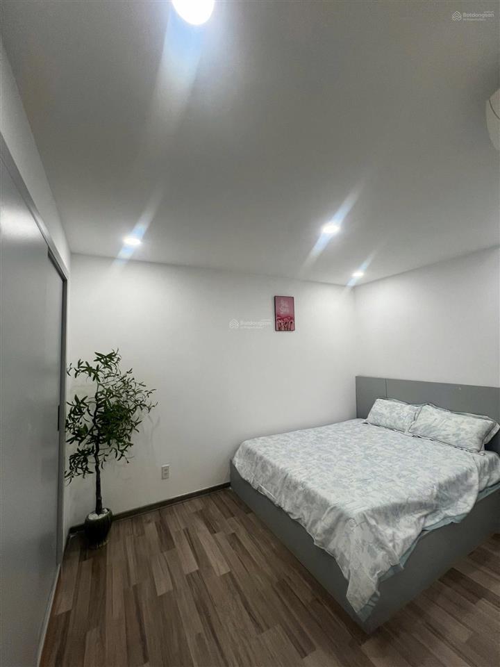 Hàng hiếm 3pn căn hộ trung tâm thành phố chỉ 37tr/m2 đầy đủ nội thất chỉ dọn vào ở