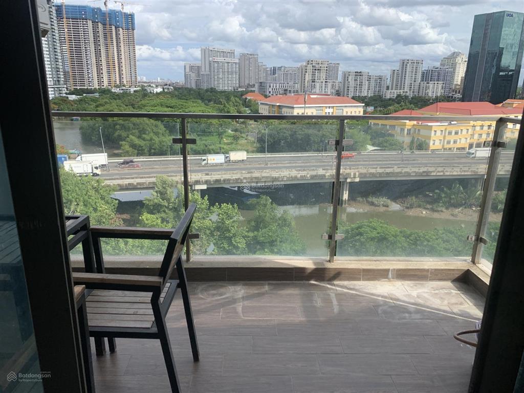 Chính chủ cho thuê căn góc chung cư dockland 2pn 2wc 98m2, full nội thất