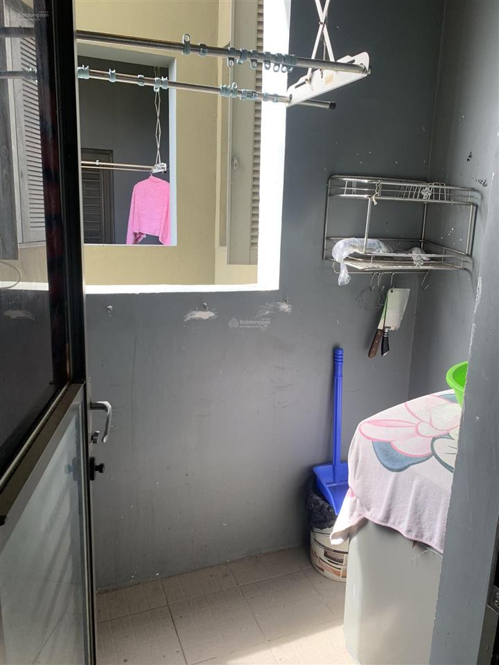 Chính chủ cho thuê căn góc chung cư dockland 2pn 2wc 98m2, full nội thất