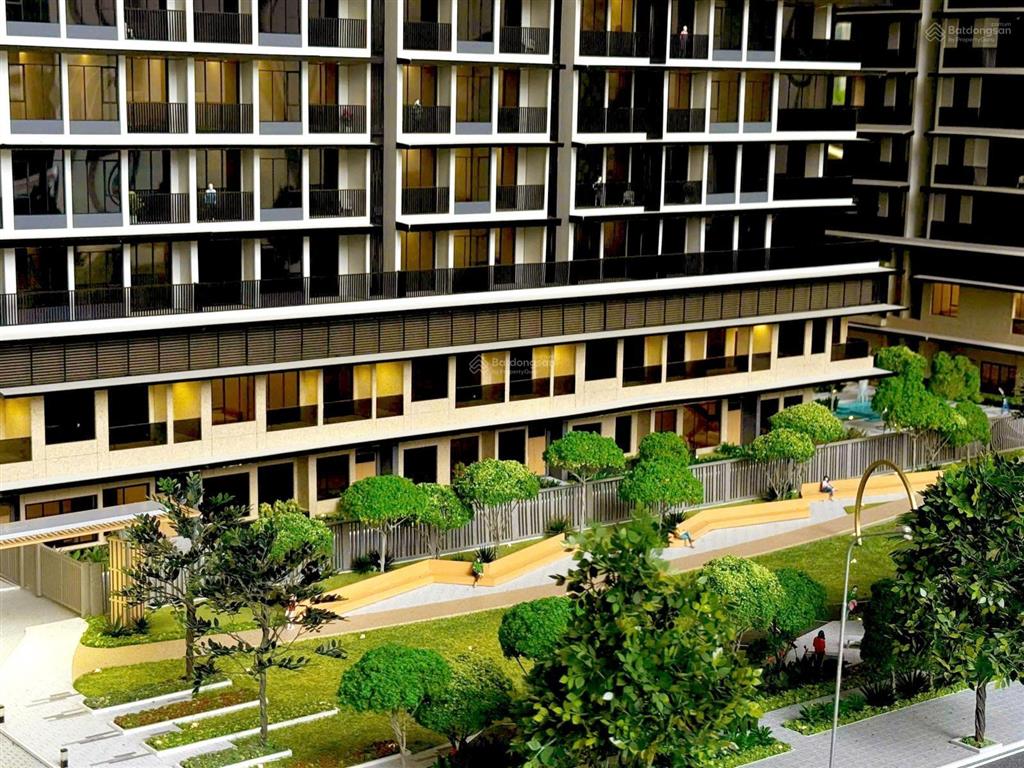 Bán căn hộ hạng sang the ten căn 1pn, 1wc 58.5m2, cạnh bên aeon, bàn giao 1/8, cho thuê từ 20tr/th