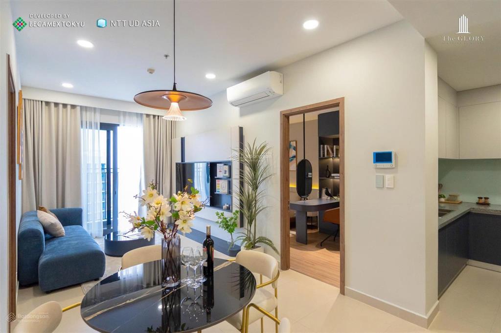 Bán căn hộ 2pn,2wc69m2 tại the glory, view hồ bơi tầng cao cạnh siêu thị aeon, cho thuê từ 16tr/th