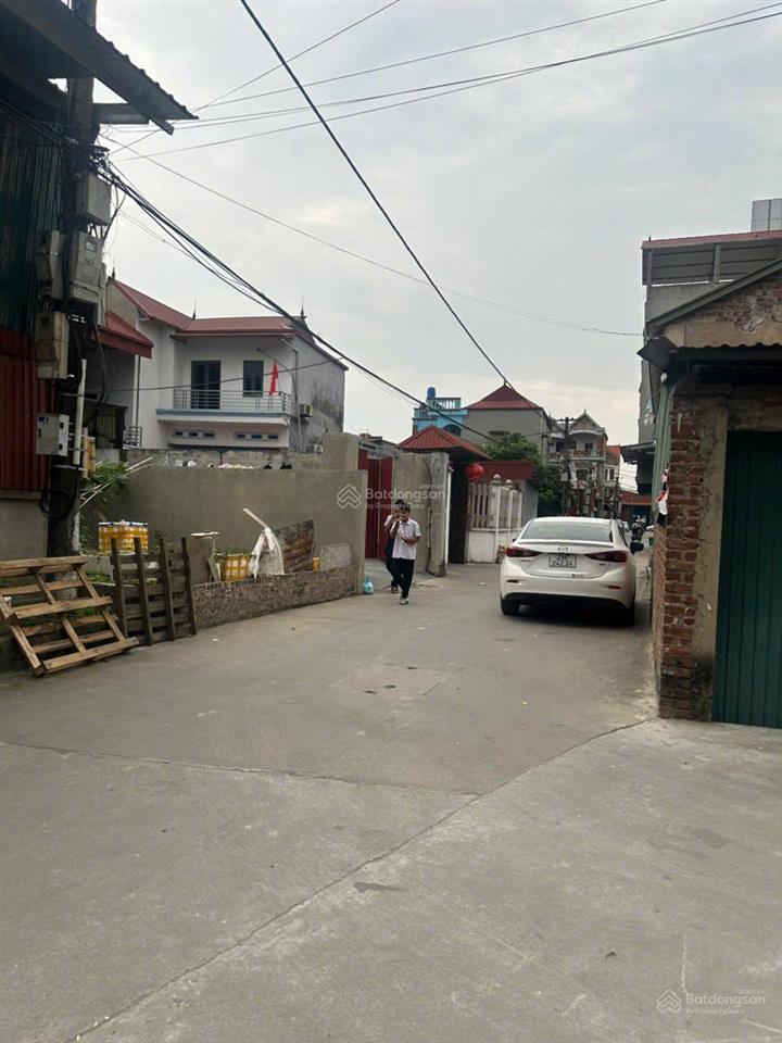 Đất yên trung gần tỉnh lộ 295, gần kcn sam sung oto vào đất mt 6,3m  dt 100m2 nhỉnh 2 tỷ