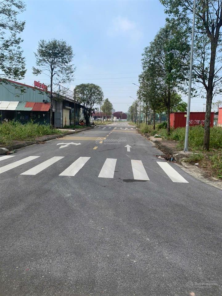 Bán nền lk kđt yên trung thụy hòa dãy lk1, giá chỉ 23.6 tr/m2, 100m2 sổ đỏ sát đường 80m đang mở