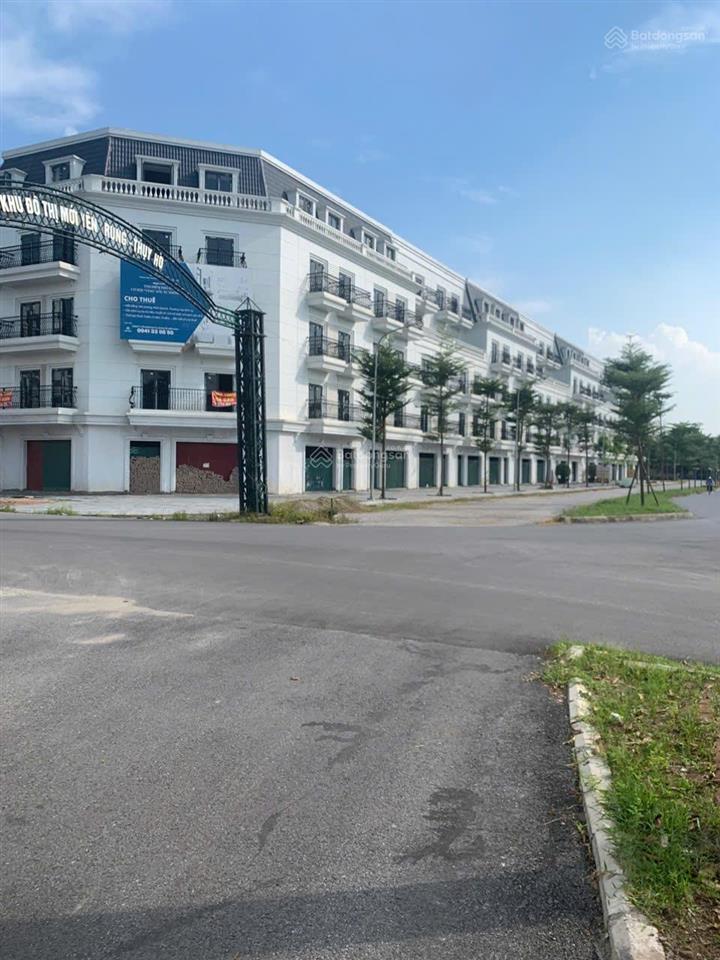 Bán nền lk kđt yên trung thụy hòa dãy lk1, giá chỉ 23.6 tr/m2, 100m2 sổ đỏ sát đường 80m đang mở