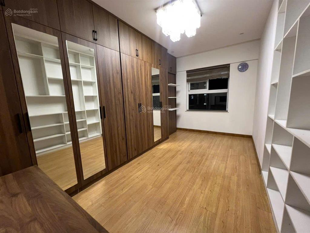 Hot penthouse 4pn, 2wc chỉ 5,5tỷ tl, dt 130m2 conic riverside, q8, sổ hồng,  0933 666 *** e đức