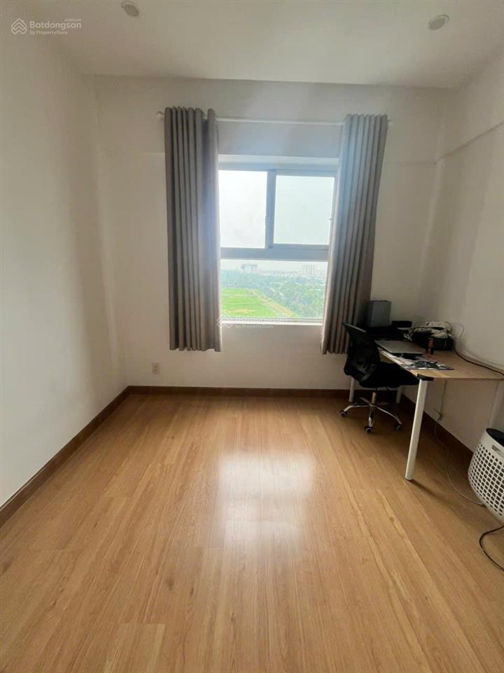 Bán gấp c/c conic riverside q8, gía 2pn2wc =2tỷ950, dt 67m2, sổ hồng chính chủ, 0933 666 *** e đức
