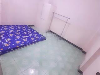 Phòng mới, nội thất đầy đủ, có ban công chính chủ, giờ giấc tự do