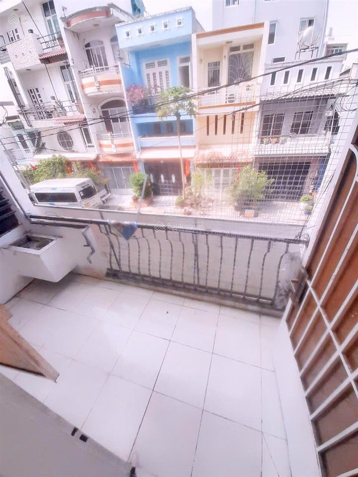 Chính chủ cho thuê phòng trọ quận 8 giá rẻ có ban công thoáng mát