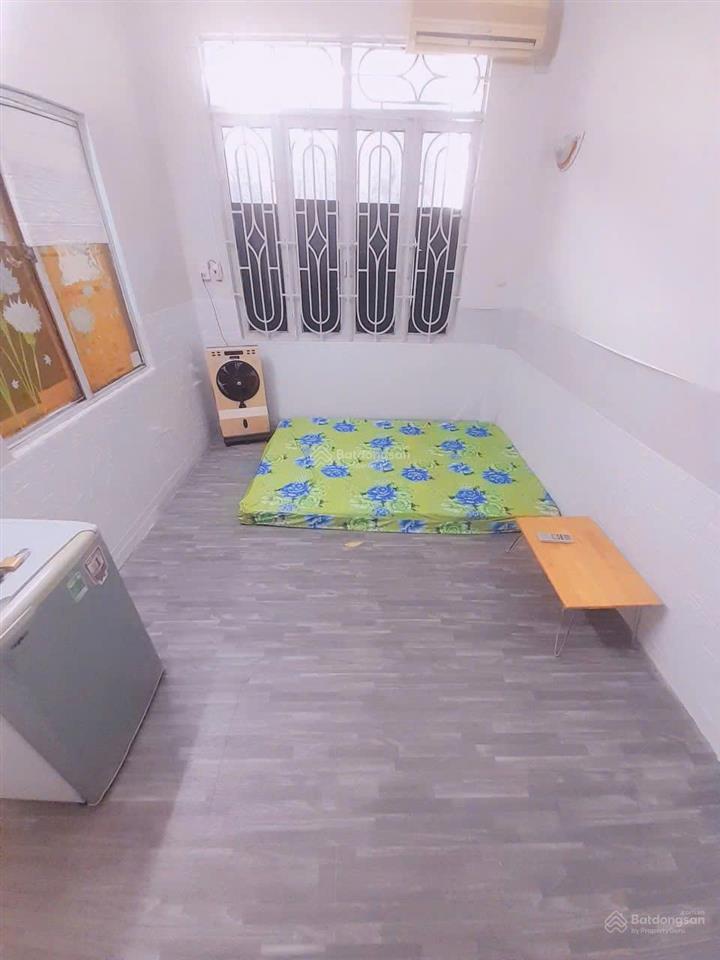 Phòng trọ gò vấp gần sân bay/chợ phạm văn bạch thoáng mát/free giữ xe