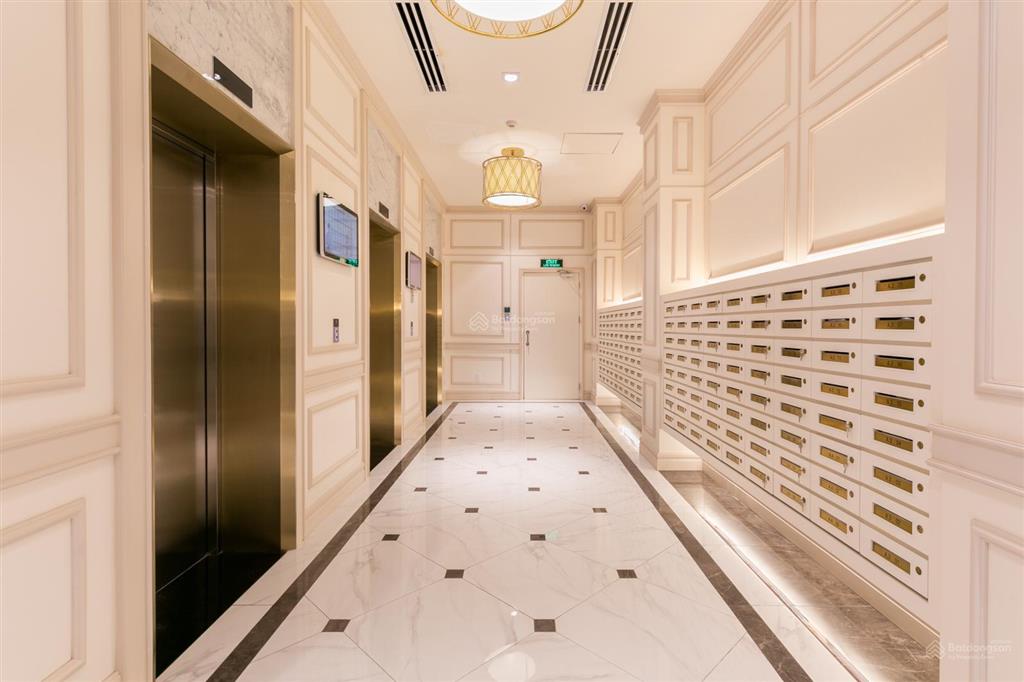 Chủ nhà cần bán 2 phòng ngủ 88m2, tầng cao view sông. giá chỉ 11.750 tỷ