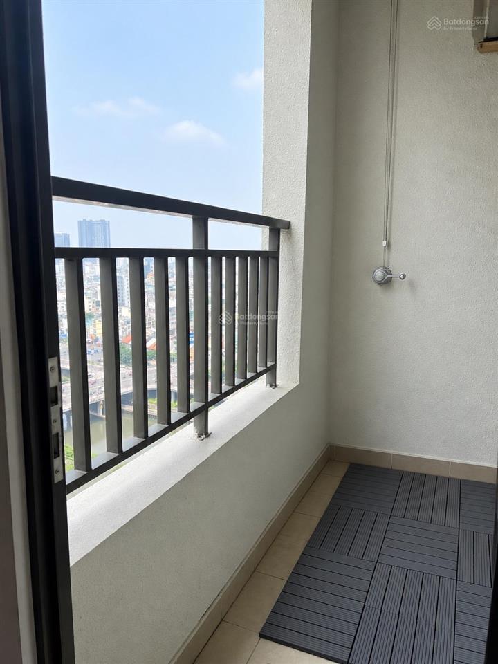 Căn hộ 1 phòng ngủ view sông thoáng đẹp