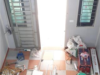 Cho thuê nhà 36,40 ngõ 243/1 đường trung văn