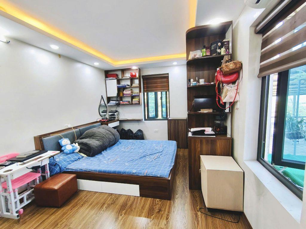 Căn hộ 3PN full nội thất đẹp khu Mai Dịch giá chỉ 4 tỷ 88