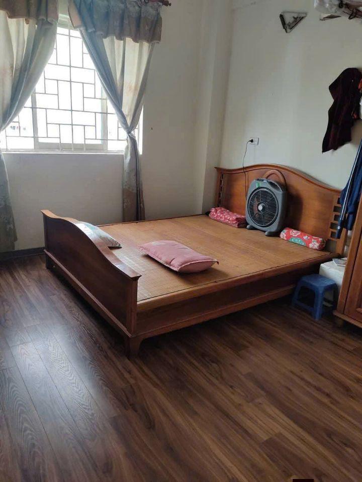 Cho thuê căn hộ chung cư phố Trần Quý Kiên Cầu Giấy 11 triệu/tháng
