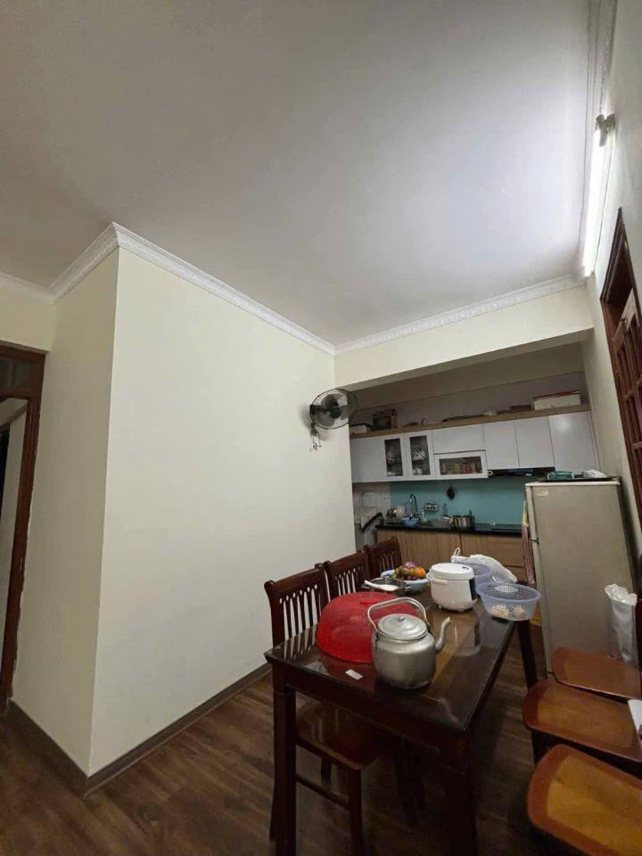 Cho thuê căn hộ chung cư phố Trần Quý Kiên Cầu Giấy 11 triệu/tháng