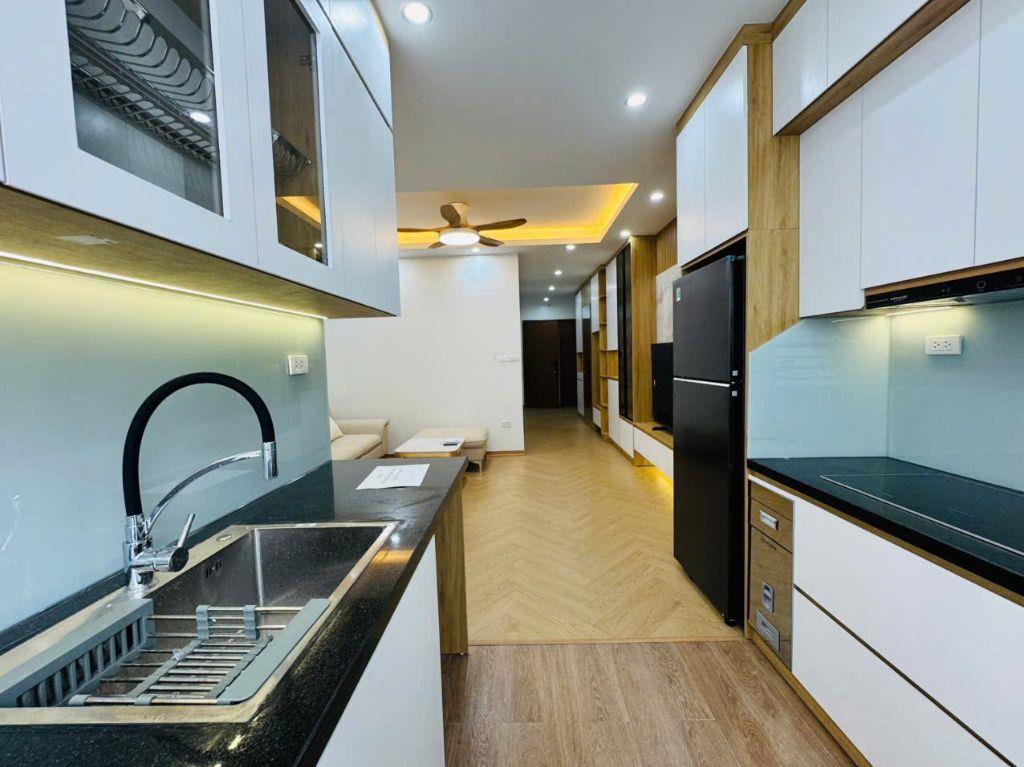 Bán căn hộ toà A14 Nam Trung Yên Cầu Giấy 2PN full NT giá 5 tỷ 1