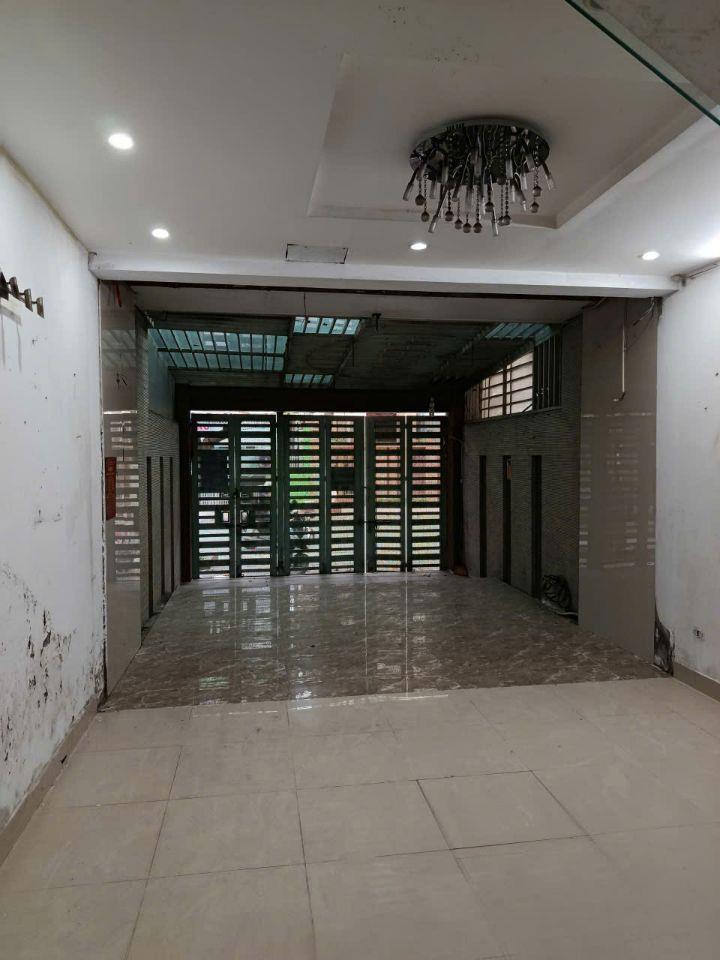 Cho thuê Liền kề Trung Văn Nam Từ Liêm 90m2 5 tầng giá 30 triệu
