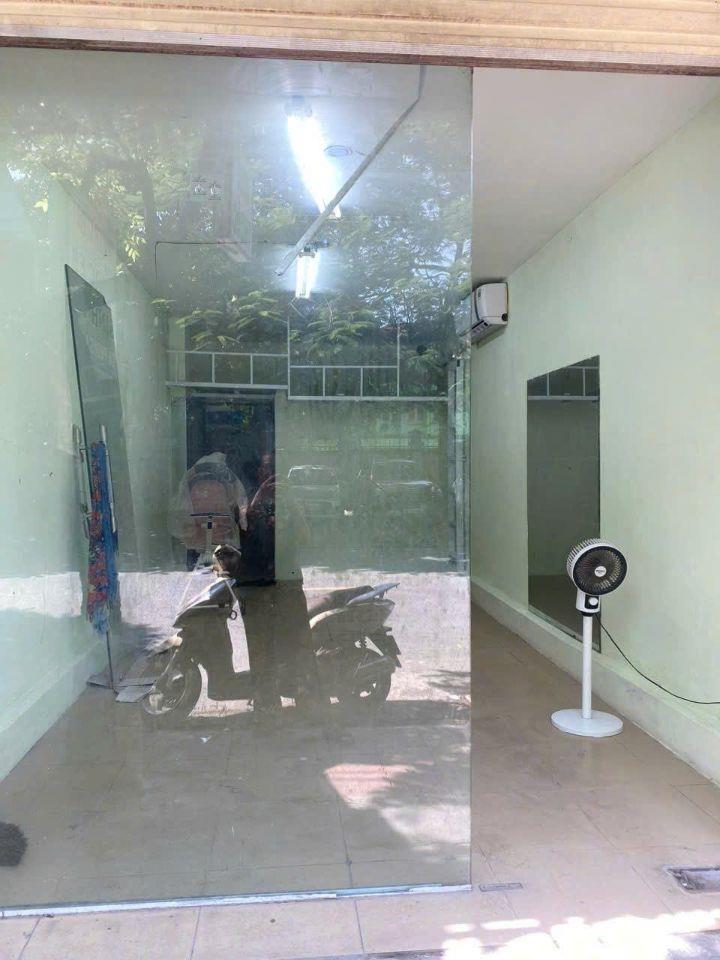 Cho thuê MBKD mặt Phố Doãn Kế Thiện Cầu Giấy giá 13 triệu