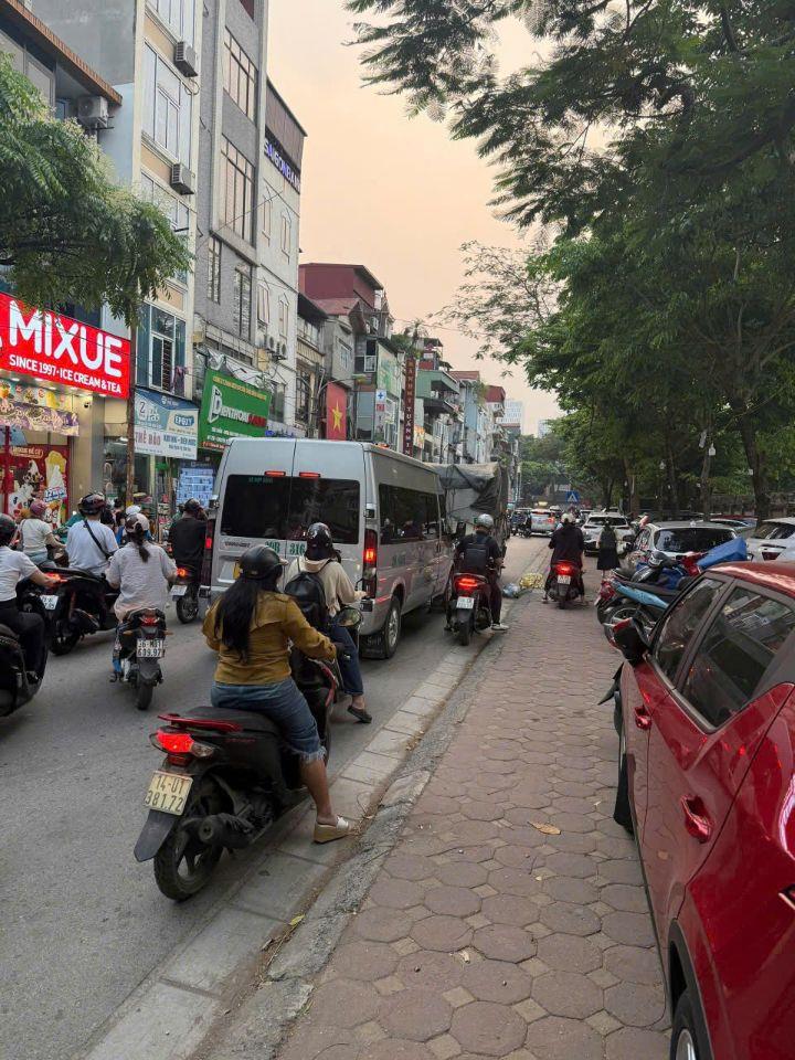 Cho thuê MBKD mặt Phố Doãn Kế Thiện Cầu Giấy giá 13 triệu