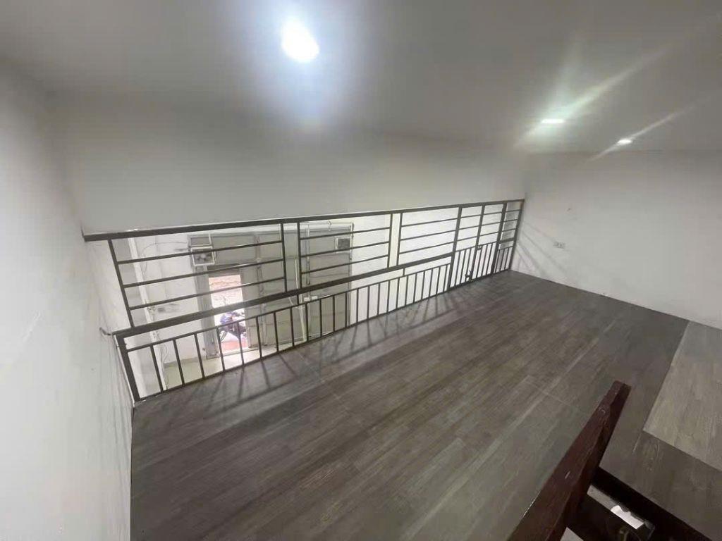 Cho thuê cửa hàng kinh doanh tại Mễ trì 45m2 + gác xép giá 13 triệu