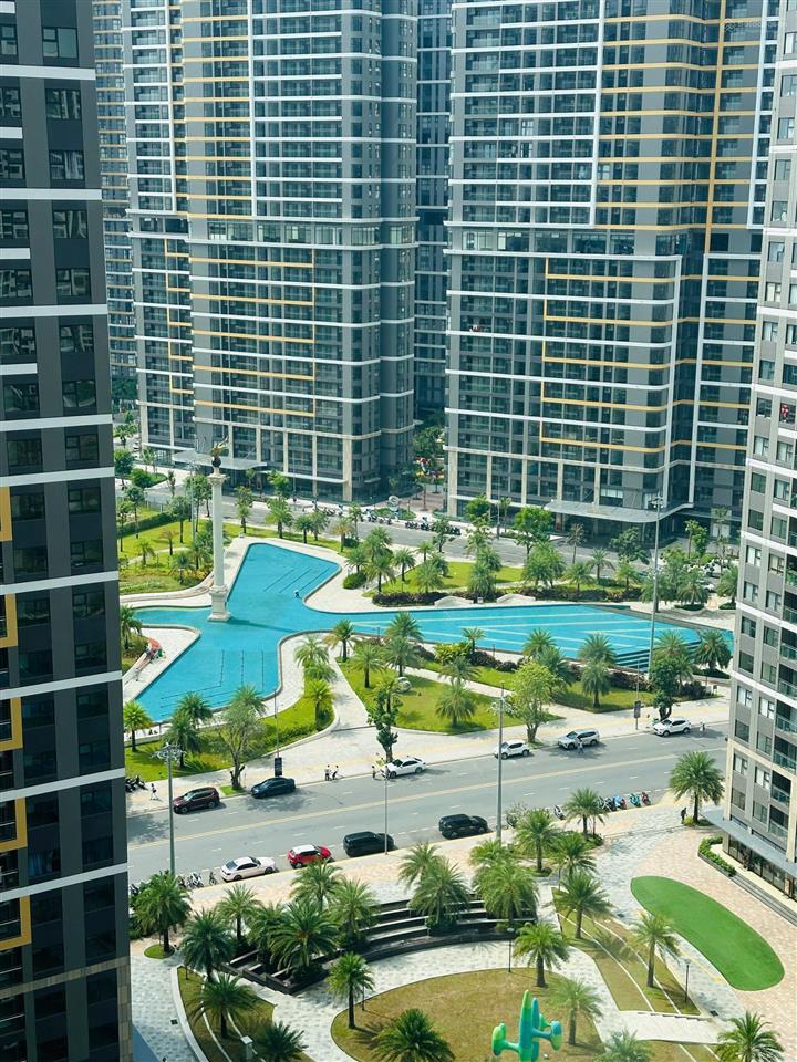 Chính chủ cho thuê bs8 beverly solari, 2pn 2wc 59m², tầng 19, view golden eagle