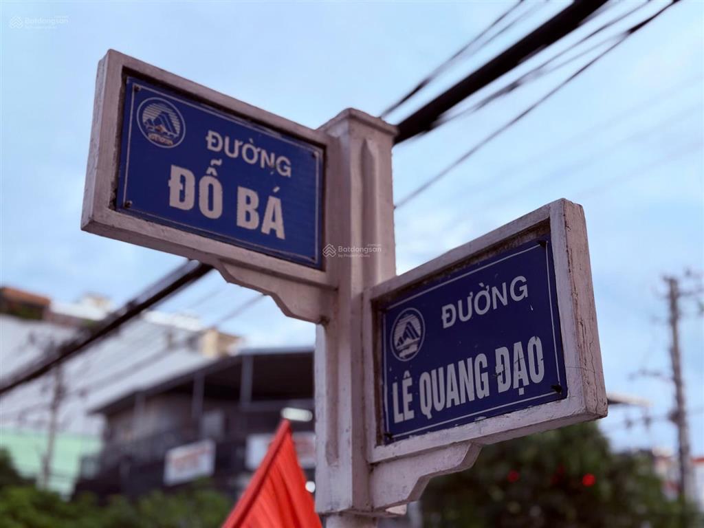 Hàng limitedgóc 2 mặt tiền lê quang đạo sát đỗ bá