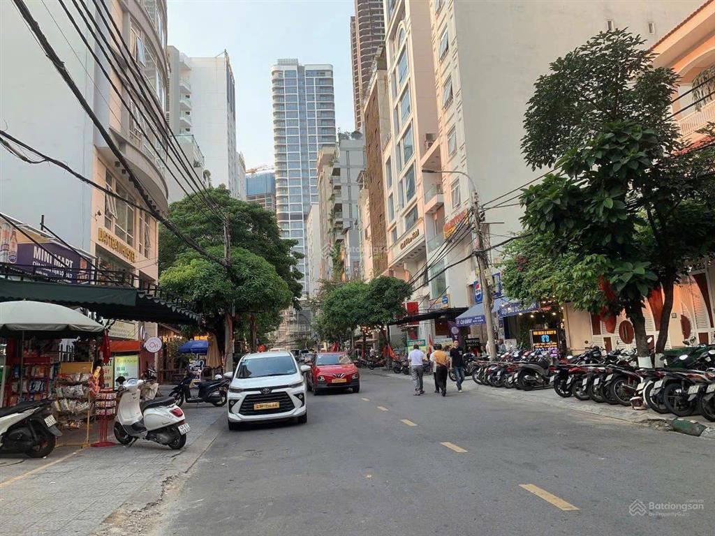Chuyển nhượng khách sạn tiêu chuẩn 4 sao mặt tiền phố hà bổngđà nẵng