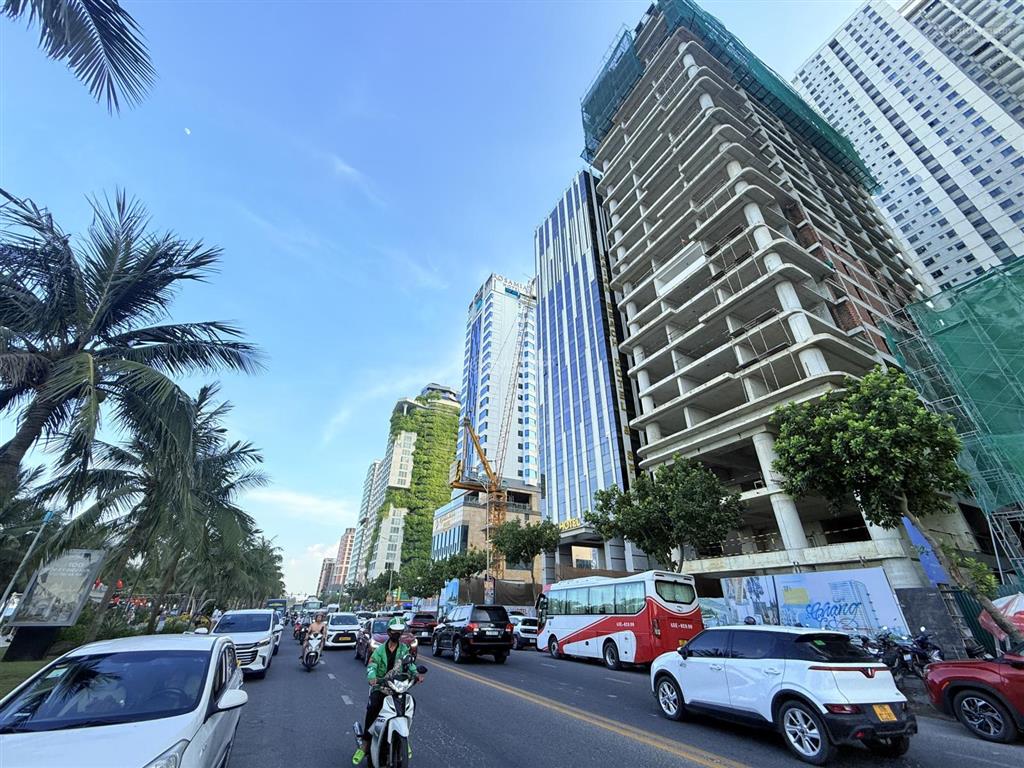 Toà khách sạn 25 tầng võ nguyên giáp giá chỉ ngang giá đất