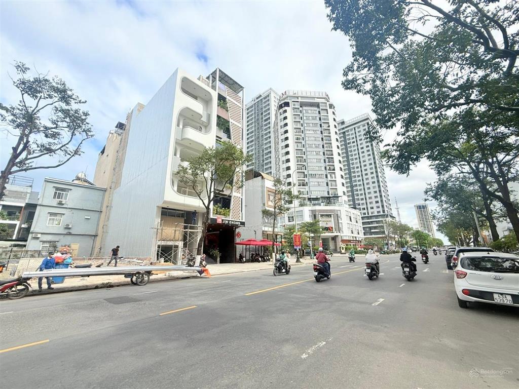 Chuyển nhượng tòa building trần hưng đạo ngay đoạn sầm uất nhất trục ven sông hàn