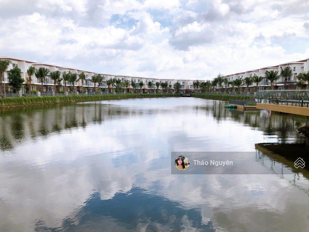 Chính chủ cần bán gấp villas 145m2 chỉ 11,5 tỷ chốt nhanh trong tuần view gần hồ đẹp,  0979 940 ***