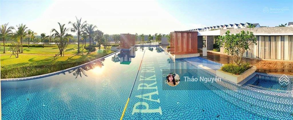 Chính chủ bán gấp nhà phố 9,5 tỷ vào ở, giá tham khảo tốt trong khu vực 2 tỷ  0979 940 *** xem nhé