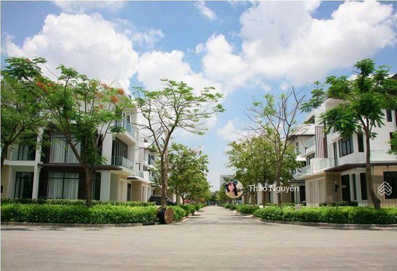 Chính chủ bán gấp biệt thự song lập 175m2 giá 26 tỷ vali vào ở ngay gọi ngay 0979 940 ***