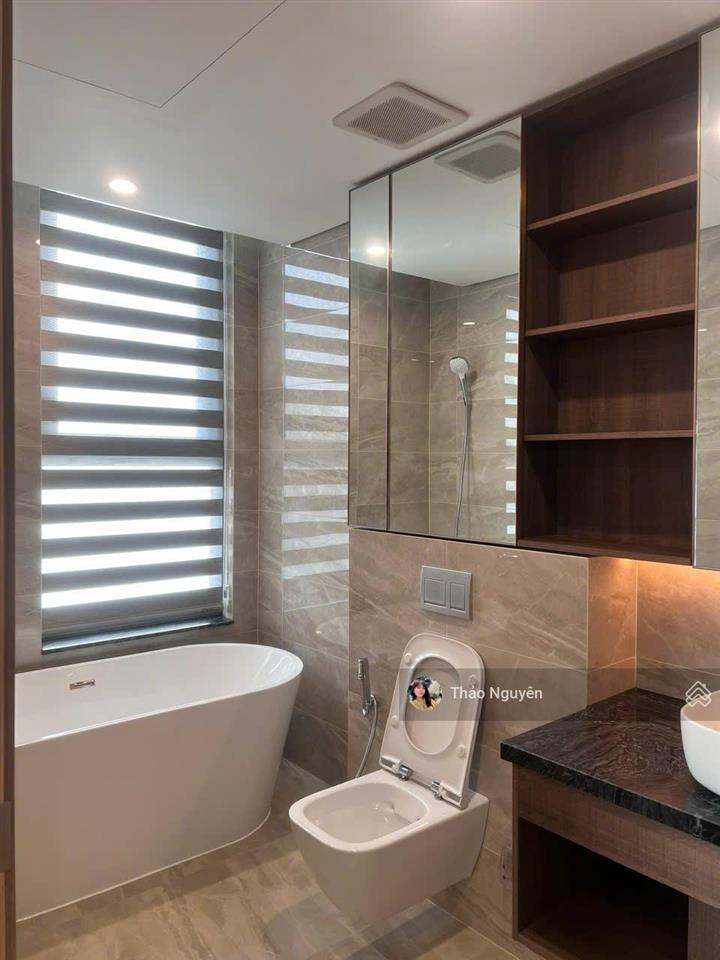 Nội thất đẹp cao cấp cho thuê ngay gọi ngay 0979 940 *** để tham quan dự án xem thực tế view sông