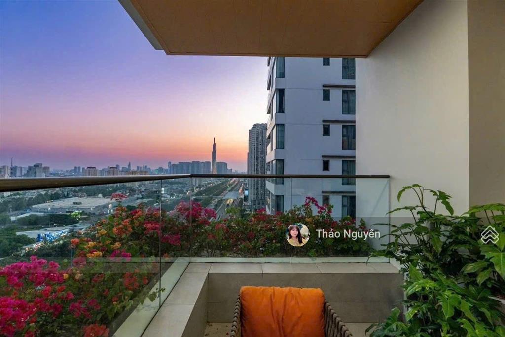 Căn hoa hậu the berkely sơn kim land 2pn view đẹp thoáng tt chỉ 6 tỷ vào ở ngay mua từ cđt