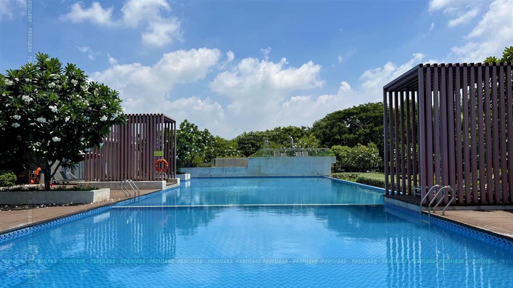 Chính chủ cần bán gấp trong tháng này, giá 36 tỷ đơn lập 360m2 hướng mát mẻ sổ sẵn 0979 940 ***