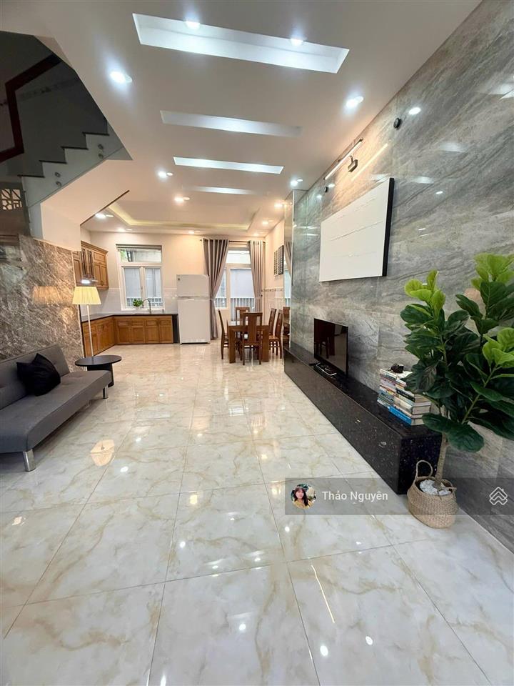 Chính chủ gửi bán 10,3 tỷ nhà phố giai đoạn 2 full nt 0979 940 *** em thảo nguyên