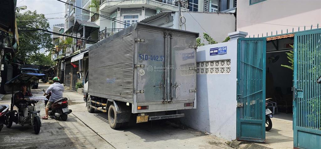Bán nhà mặt phố tại 42/24 đường số 9, 12,5 tỷ, 160m2, giá tốt!