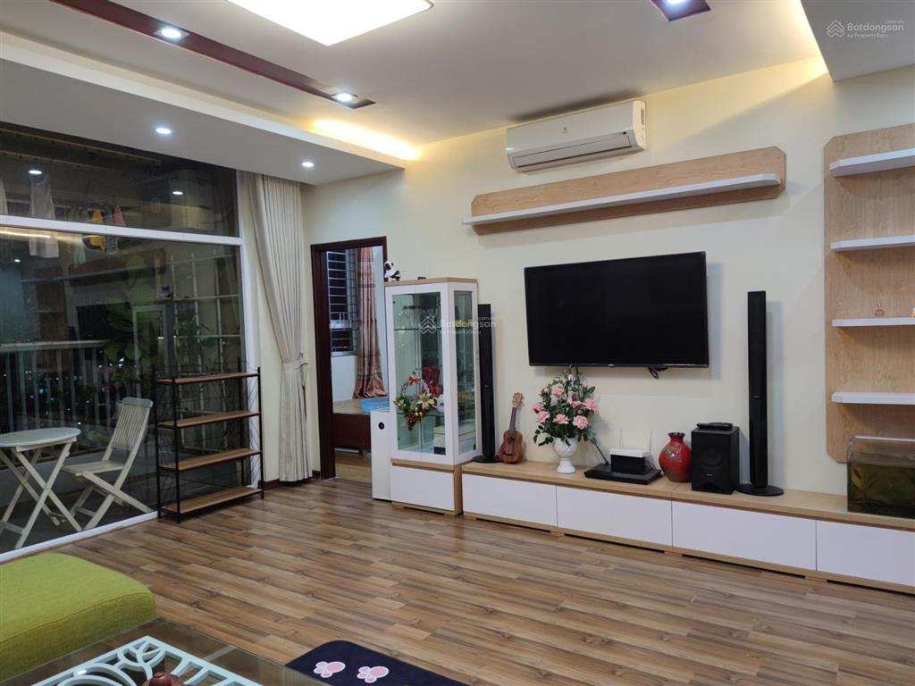 Cc cho thuê căn góc hướng nam tầng 20 diện tích 134m2 siêu đẹp dream town