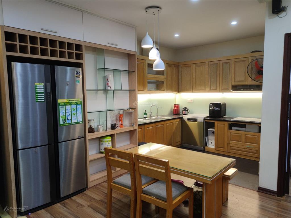 Cc cho thuê căn góc hướng nam tầng 20 diện tích 134m2 siêu đẹp dream town