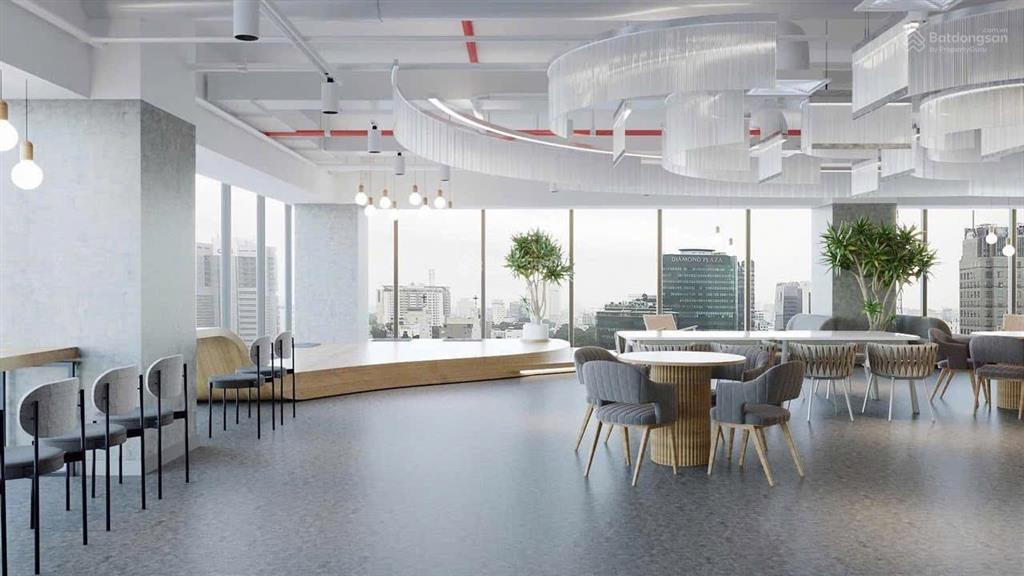 Cho thuê rẻ 2.000m2 mặt đường nguyễn trãi sát royal city làm gì cũng được