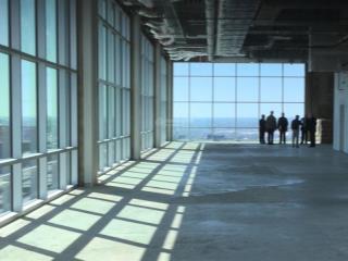 Cho thuê nhà 3.500m2 mặt phố cầu giấy trần cao và rất thoáng