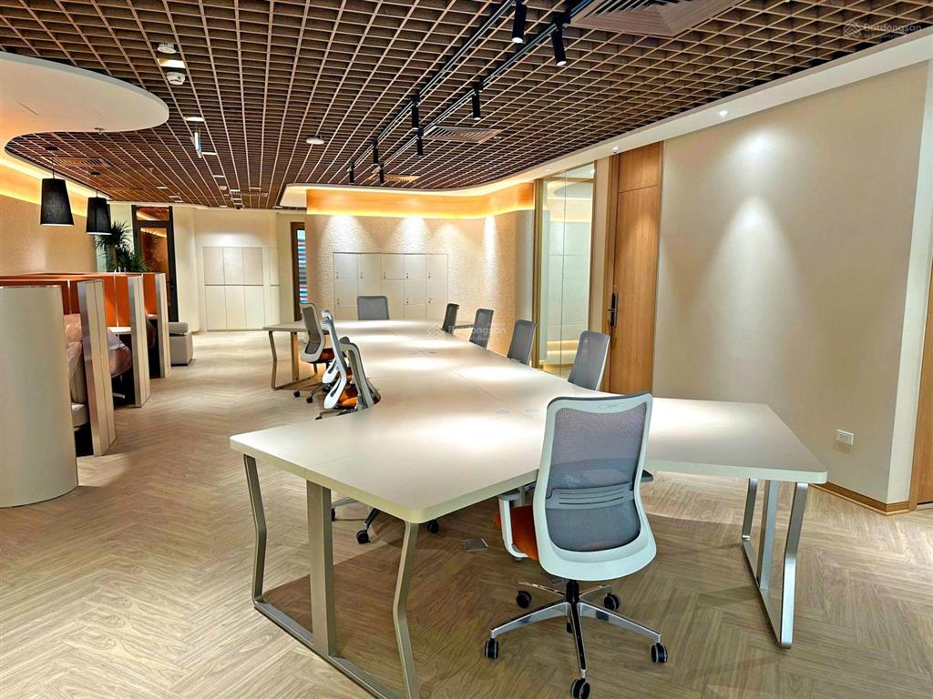 Cho thuê cả 3.000m2 toà nhà hoàn kiếm 450m2 x 7 tầng và hầm gần nhà hát lớn và khách sạn hilton