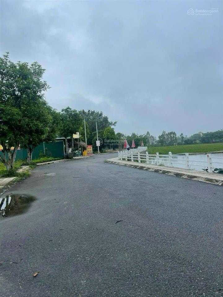 Bán 94,4m2 view hồ sen linh sơn sát công nghệ cao, đh fpt, làng đhqg hòa lạc