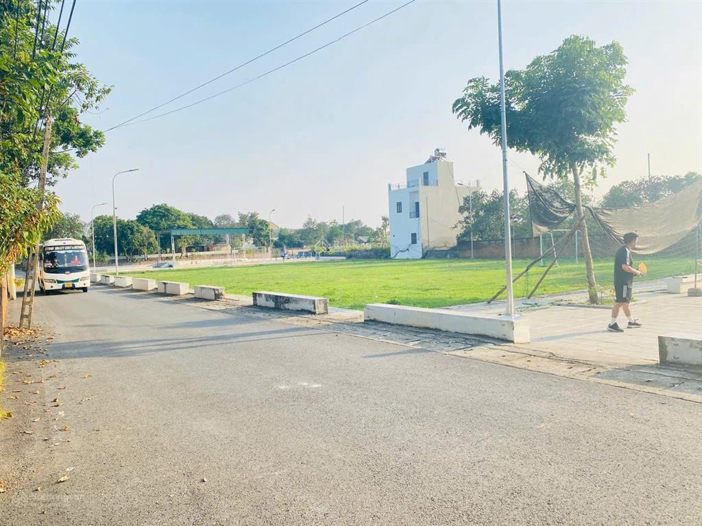 Bán 60,5m2 cổ đông, sơn tây gần làng đhqg, đh fpt hòa lạc giá nhỉnh 2 tỷ/lô
