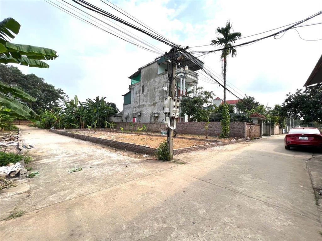 Cần bán 100m2 lô góc 2 mặt tiền, trục chính sát công nghệ cao hòa lạc