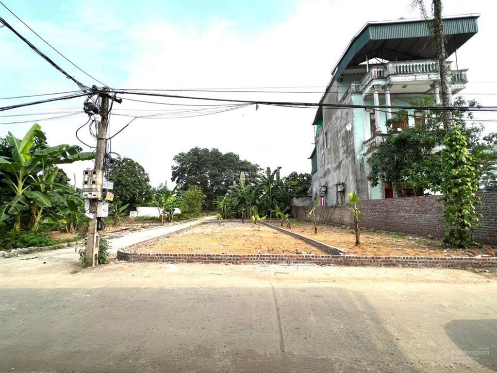 Cần bán 100m2 lô góc 2 mặt tiền, trục chính sát công nghệ cao hòa lạc