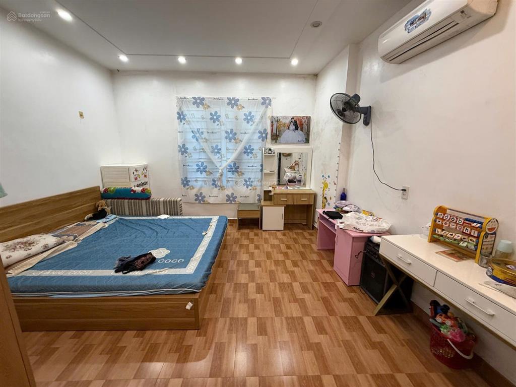 Bán nhà 3 tầng lô góc mặt ngõ 3,5m tại đẩu vũ, kiến an. 0704 197 ***
 diện tích  50 m xây 3 tần