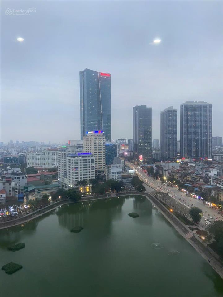 Căn hoa hậu view hồ tầng 19 3pn 2wc tại ngọc khánh plaza số 1 phạm huy thông ba đình