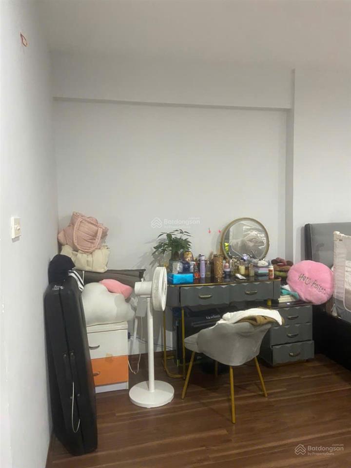 Căn hoa hậu view hồ tầng 19 3pn 2wc tại ngọc khánh plaza số 1 phạm huy thông ba đình